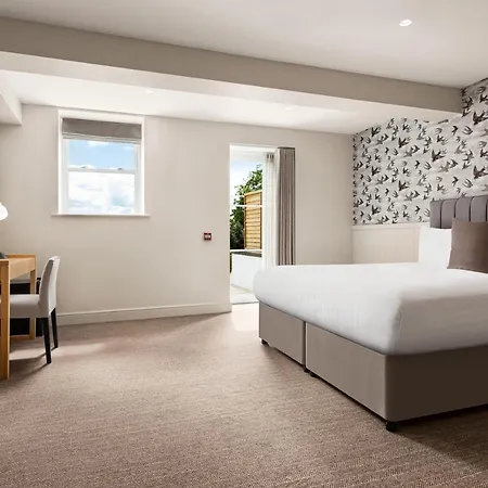 Semesteranläggning (resort) Trenython Manor 4*